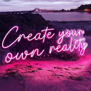 Meet your Posher, Divina